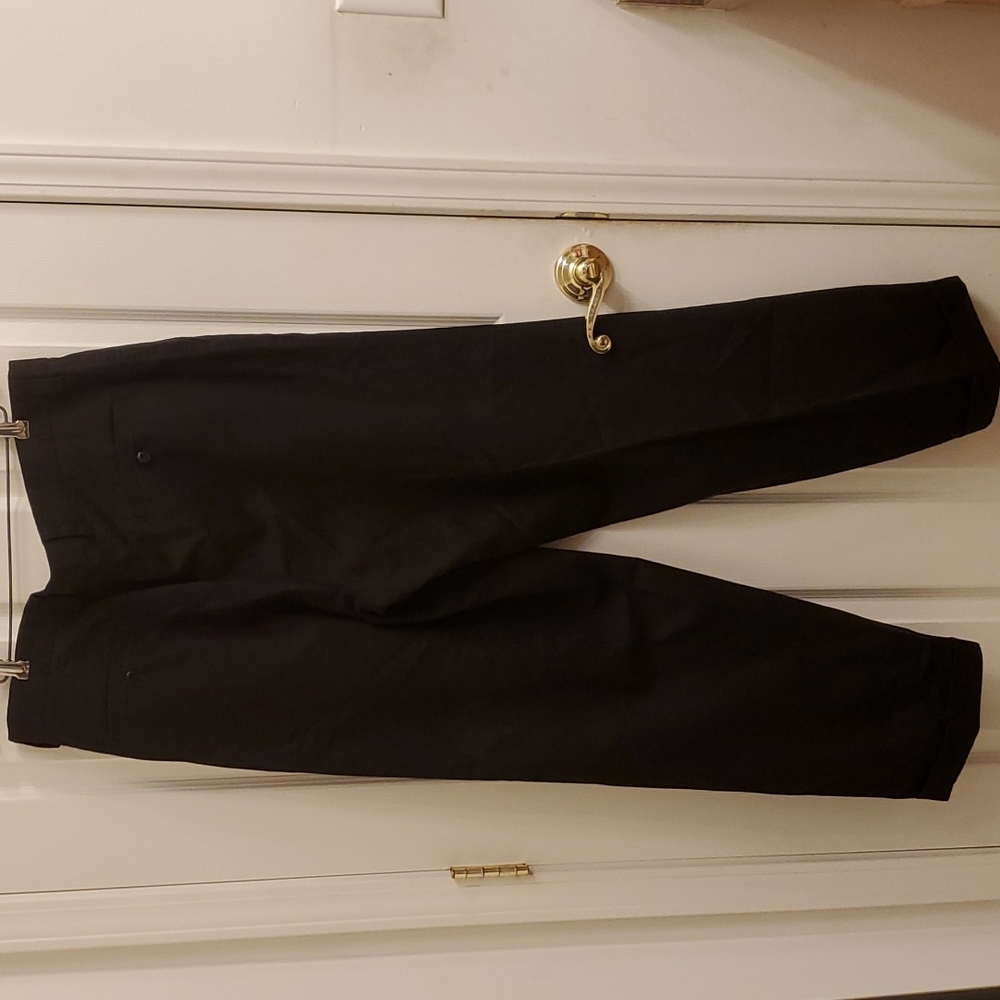 Gap khakis - Picture 4 of 7